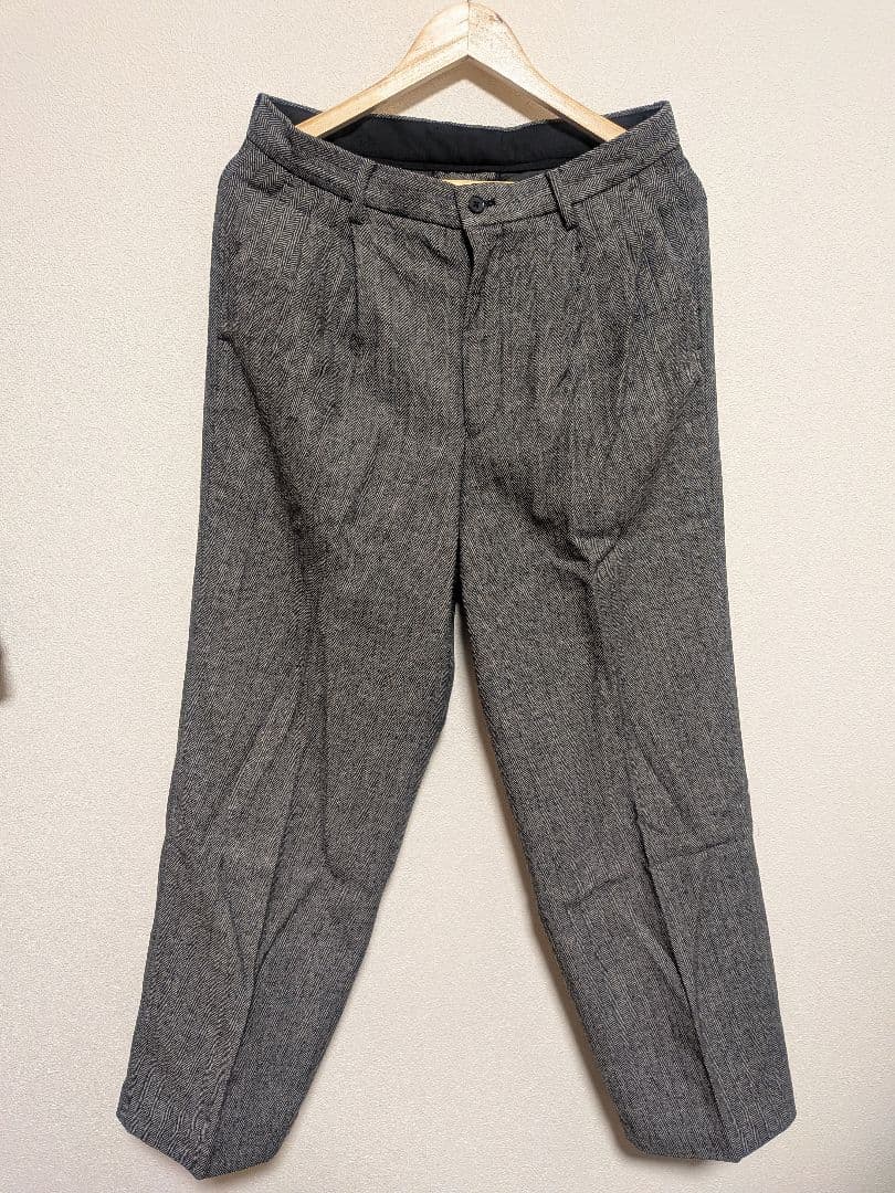 ヘリンボーンワイドストレートスラックス　アーバンリサーチ