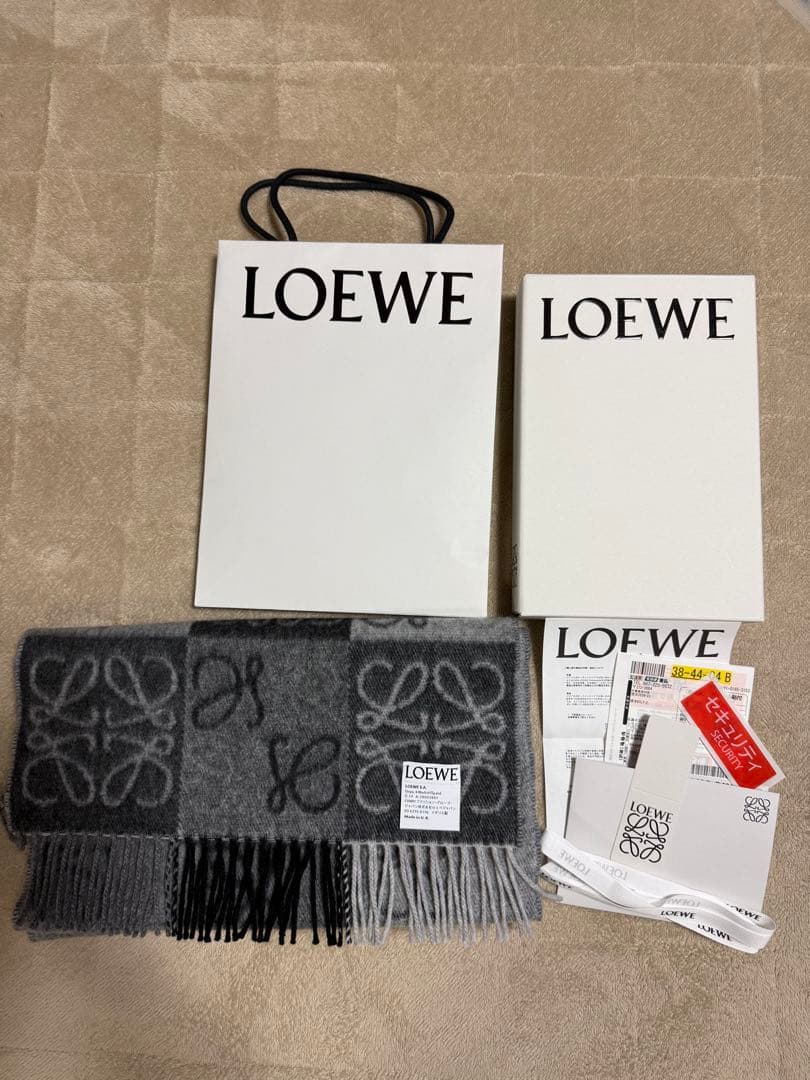LOEWE チェッカーボード　マフラー　スカーフ　ロエベ