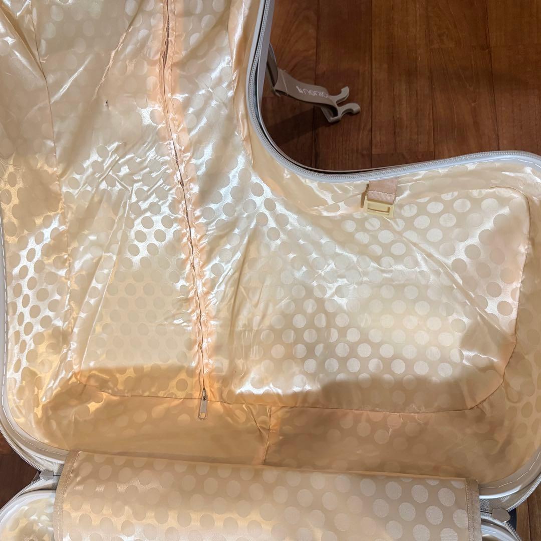 ノリッコ　キャリーケース　スーツケース　noricco 折りたたみ