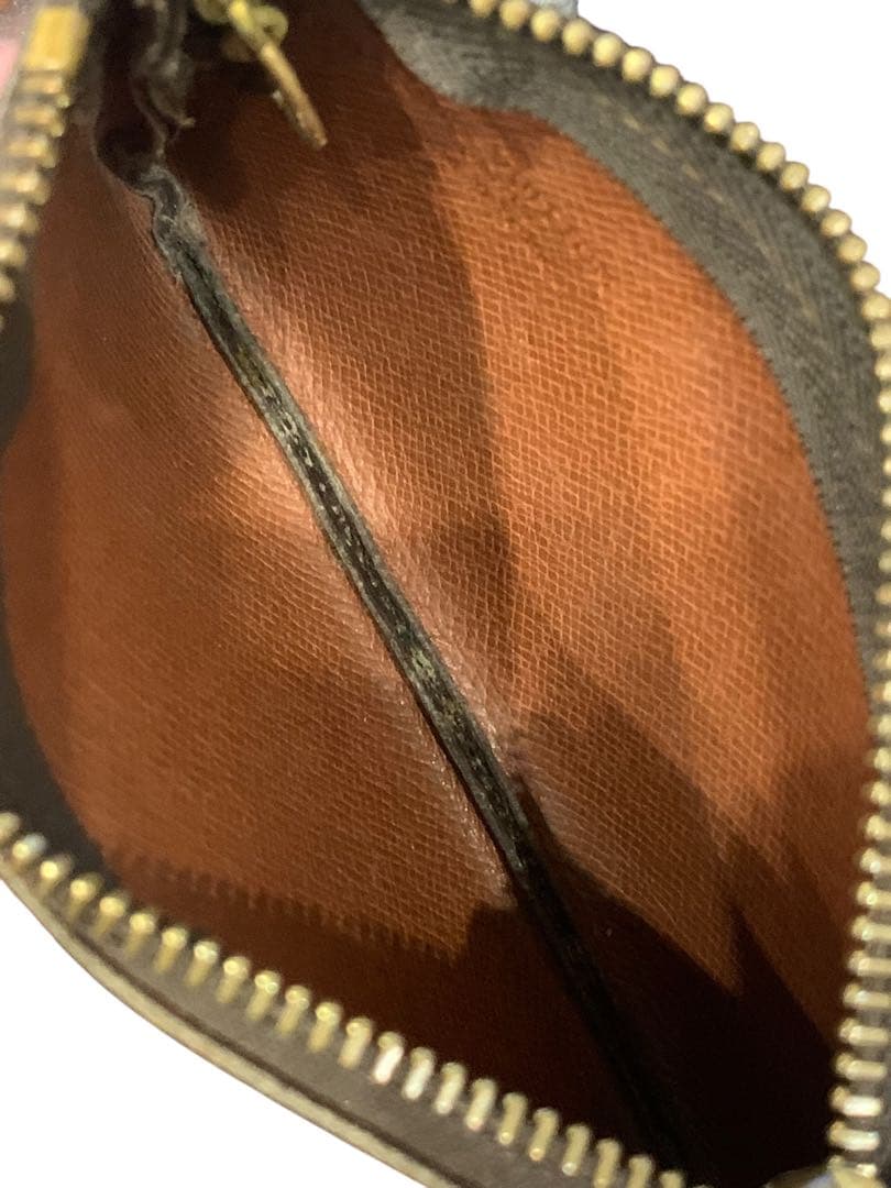 LV モノグラム　ポシェットクレ　M62650