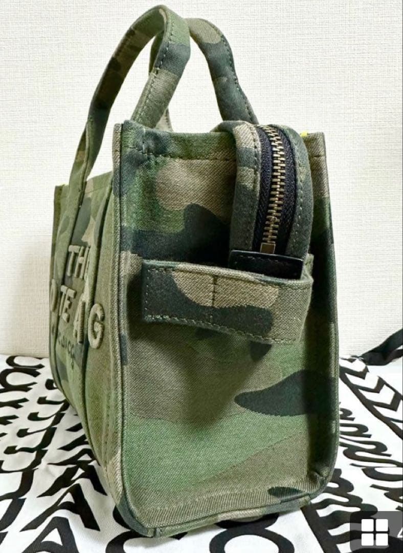 新品✨未使用✨ マークジェイコブス カモフラジャカード スモールトートバッグ
