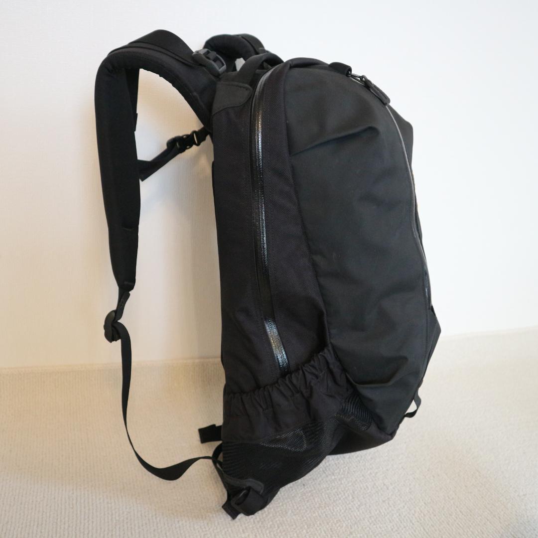 ✨美品✨通勤・通学に最適 ARC'TERYX ARRO22 リュック ブラック