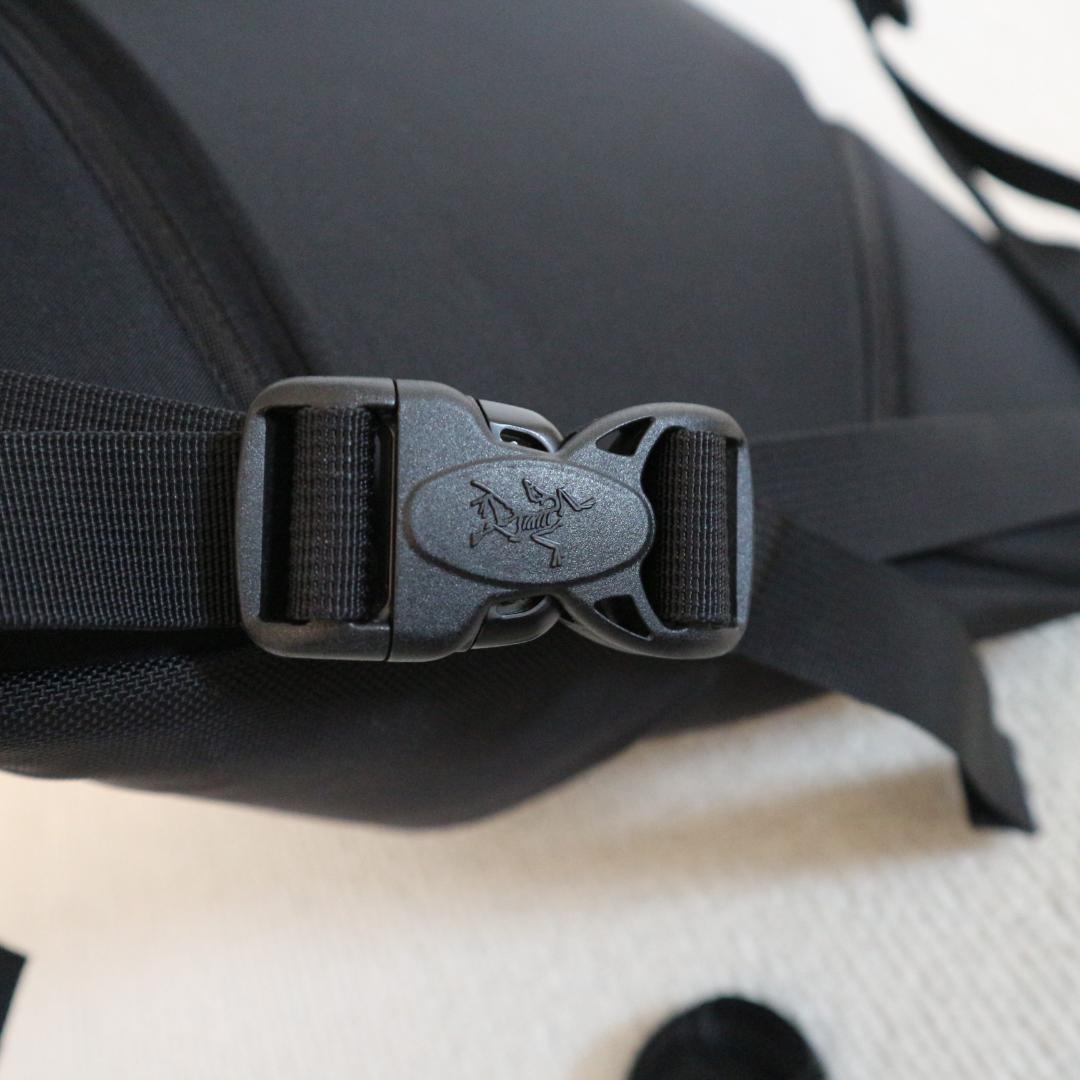✨美品✨通勤・通学に最適 ARC'TERYX ARRO22 リュック ブラック