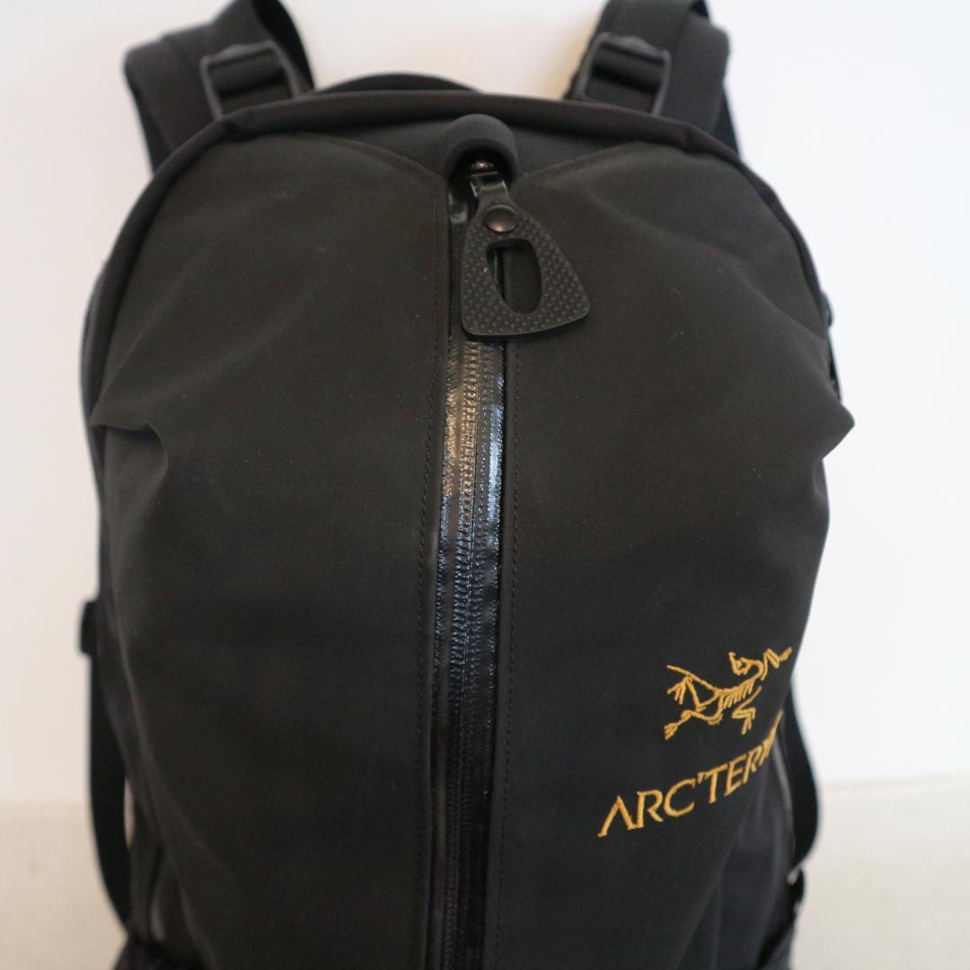 ✨美品✨通勤・通学に最適 ARC'TERYX ARRO22 リュック ブラック