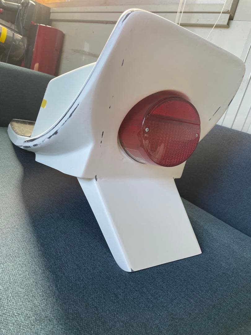 汎用　オリジナルシングルシート　テールランプ付き　(Z/Z1/Z2 カワサキ)