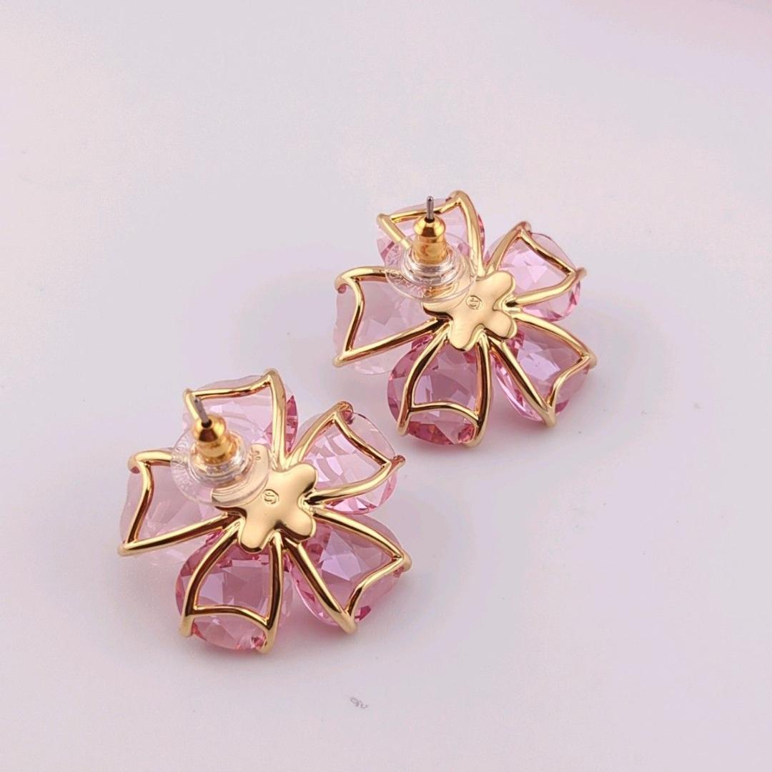 SWAROVSKI スワロフスキー Idyllia フラワー スタッドピアス