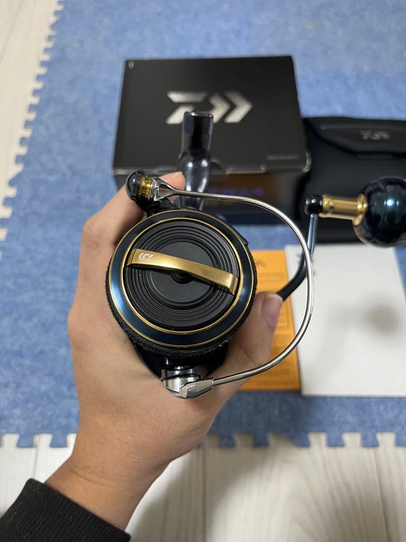 DAIWA 23SALTIGA 5000-H リール