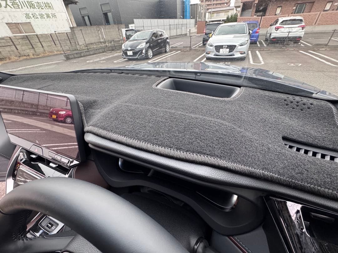 サンランド　ダッシュボードマット　ハリアーZ専用