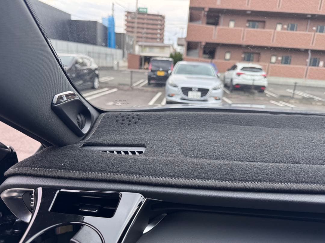 サンランド　ダッシュボードマット　ハリアーZ専用