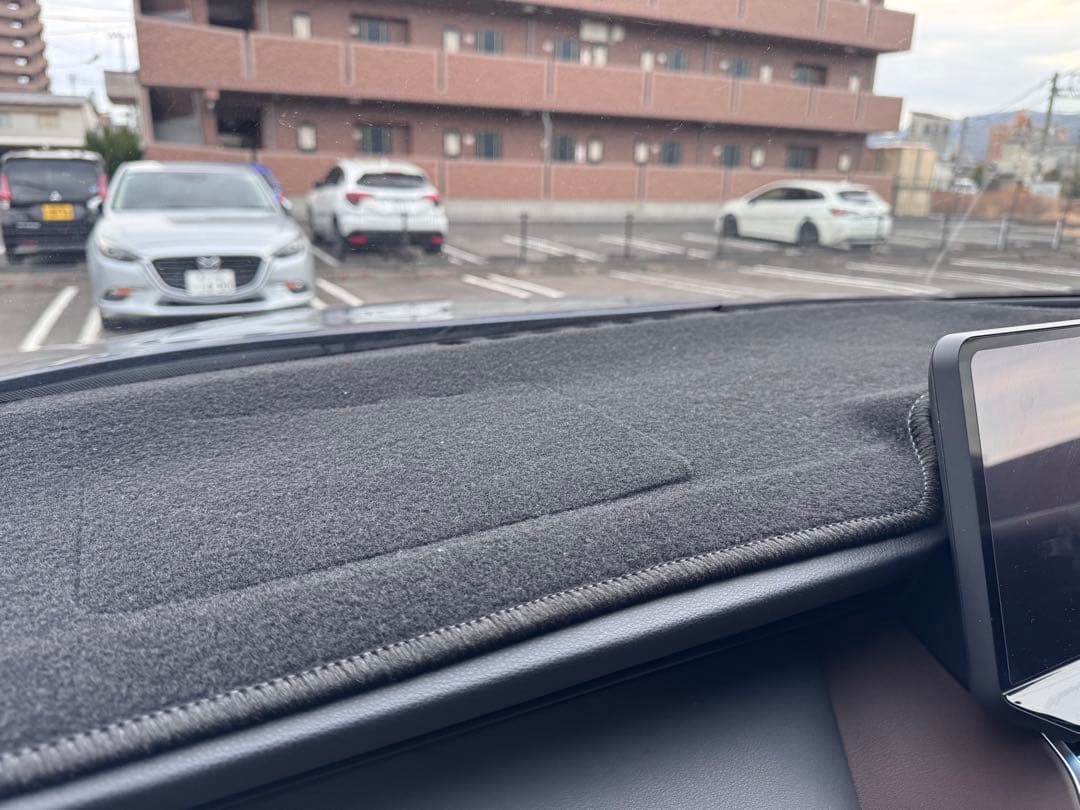 サンランド　ダッシュボードマット　ハリアーZ専用