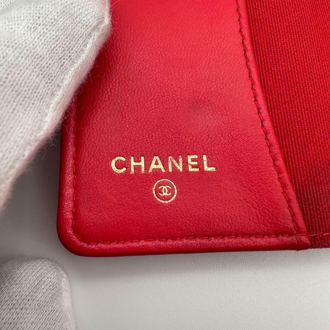 CHANEL シャネル マトラッセ キーケース レッド　ゴールド金具