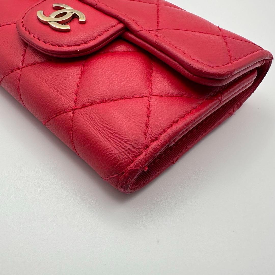 CHANEL シャネル マトラッセ キーケース レッド　ゴールド金具