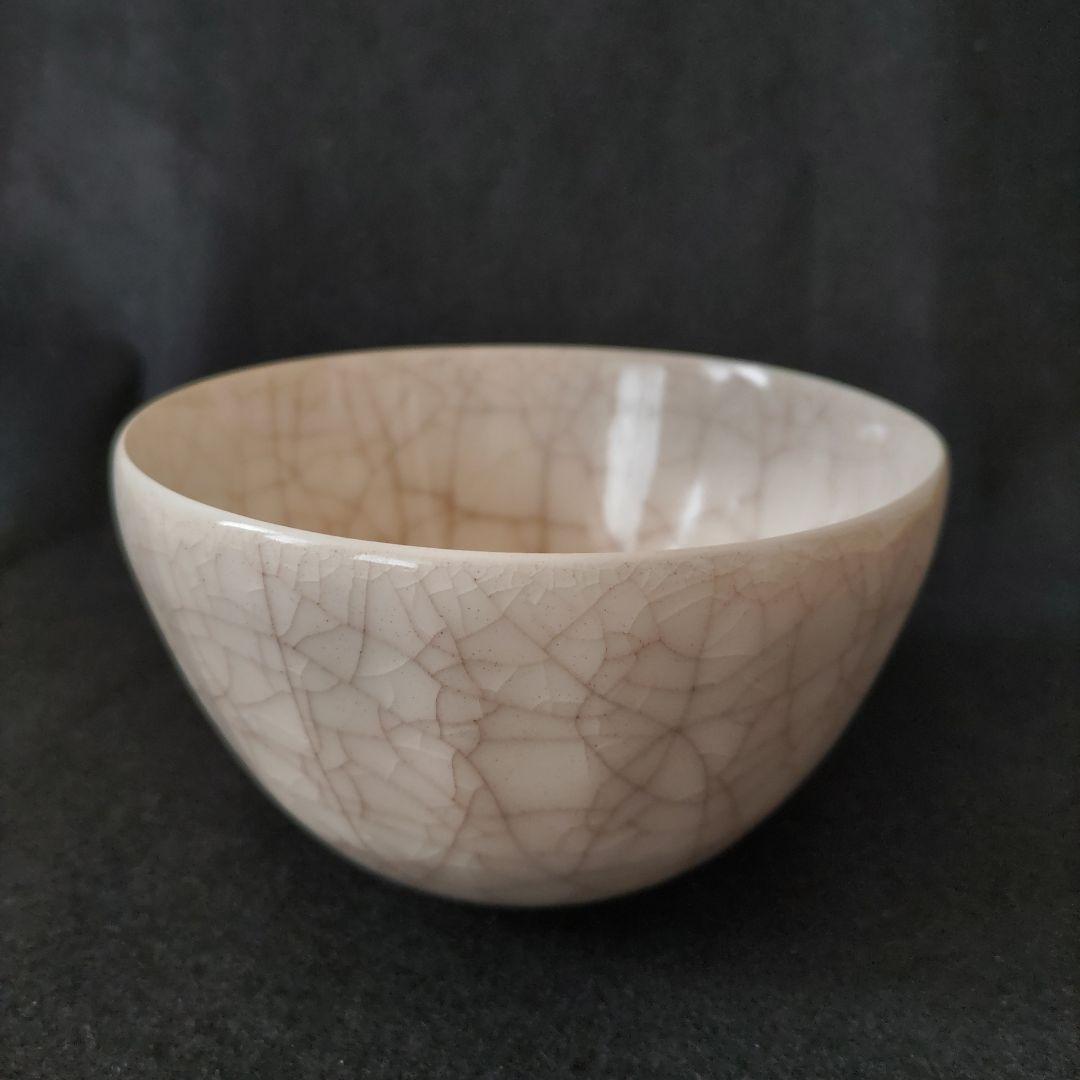 川瀬忍　白い青磁　瓊瓷茶碗「天晴(目偏)」　個展作品　中古品