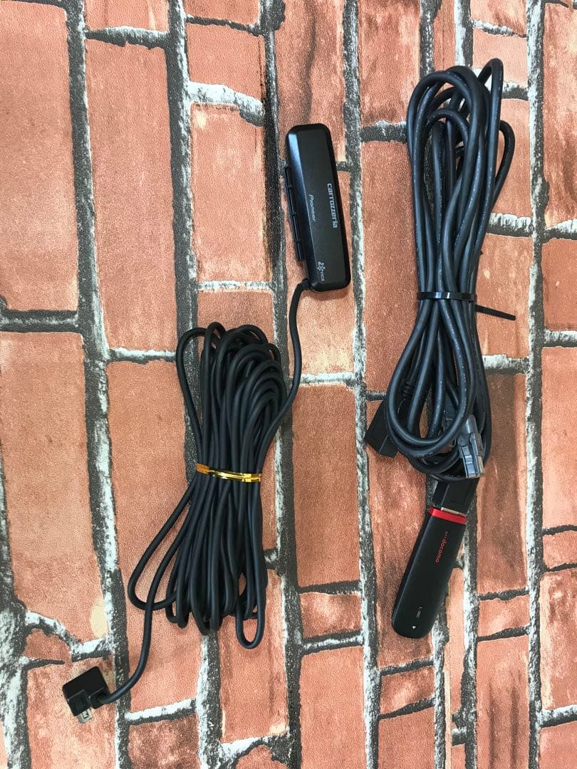 carrozzeria AVIC-ZH09CS地図データ　2021年ビーコン付き