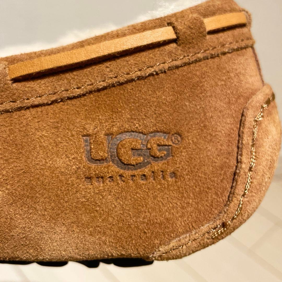 【新品 試着のみ】UGG アグ モカシン スリッポン27.0