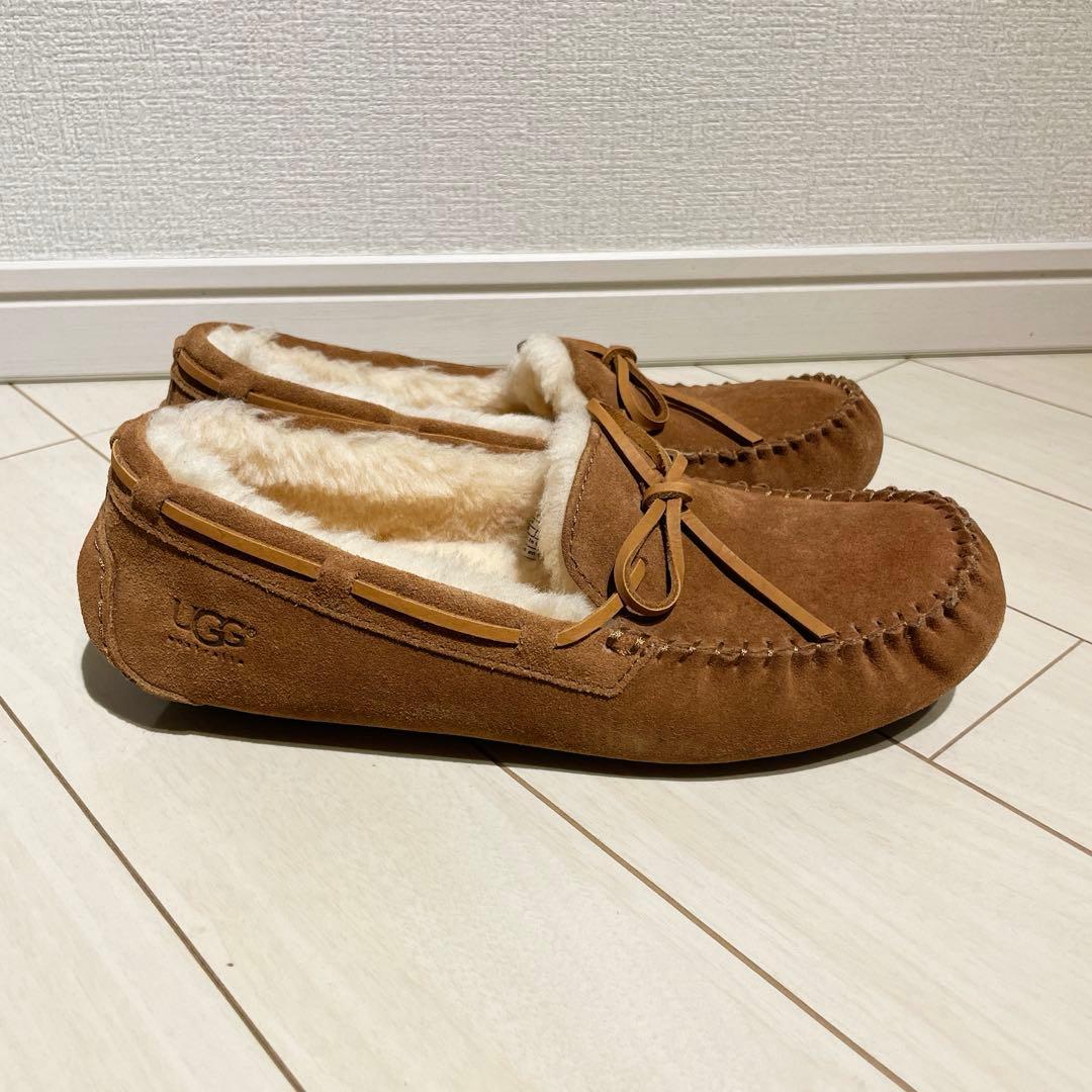 【新品 試着のみ】UGG アグ モカシン スリッポン27.0