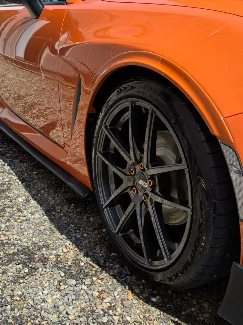 18インチ　美品SSR ライナータイプ10モノブロック　18×8.5J 送料込み