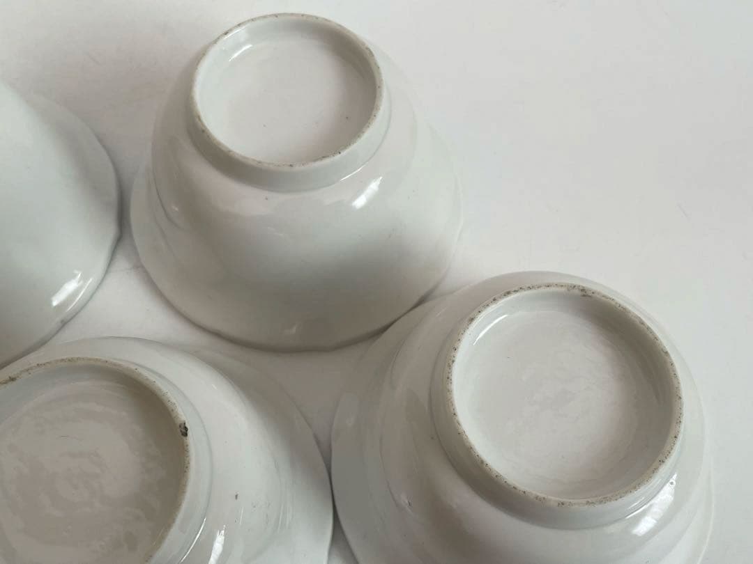 白磁陽刻向付、蕎麦猪口