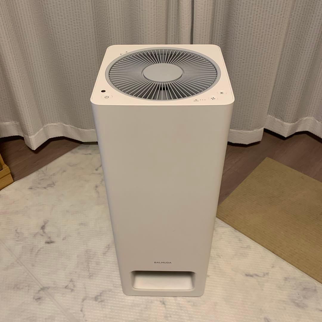 BALMUDA The Pure A01A-WH 空気清浄機　バルミューダ