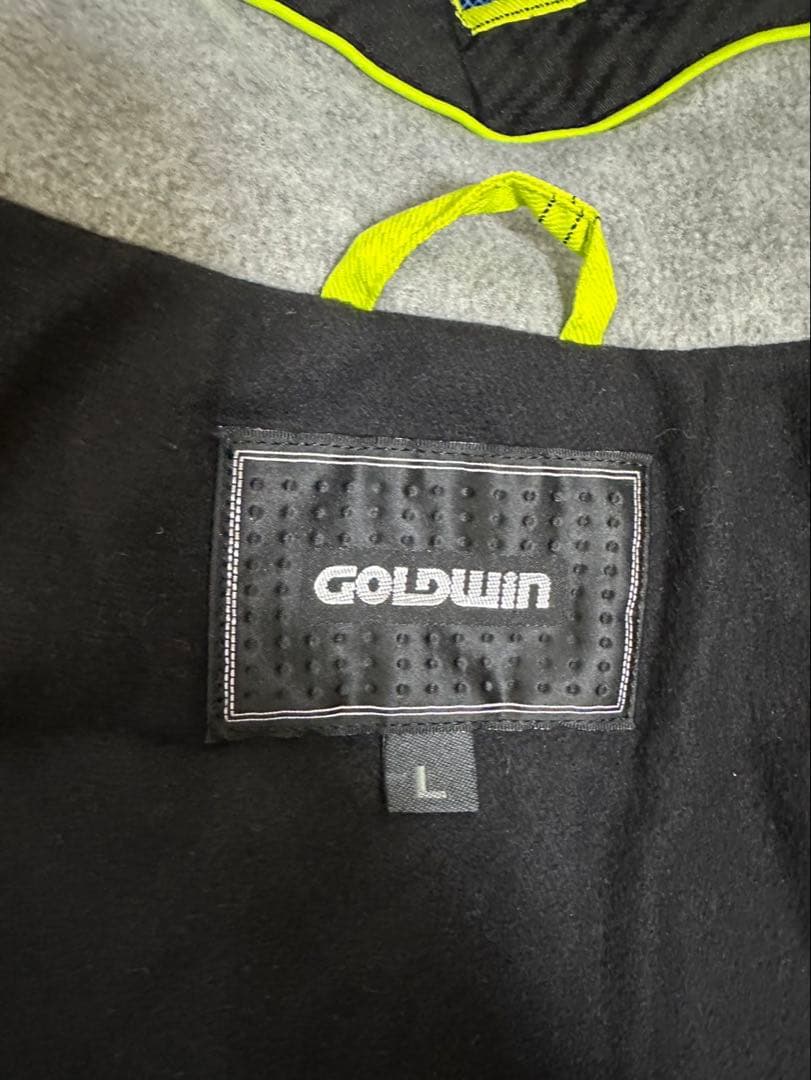 ゴールドウィン　スキーウェア　セットアップ　上下　ウェアL パンツXL
