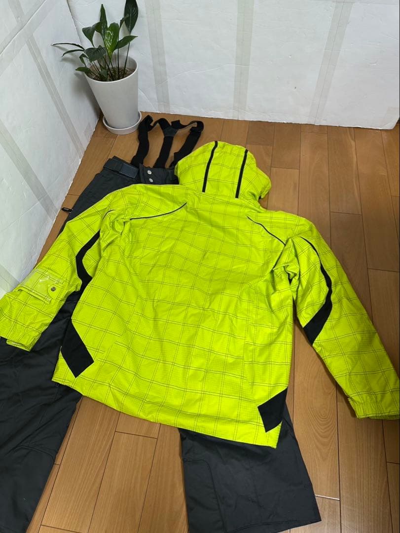 ゴールドウィン　スキーウェア　セットアップ　上下　ウェアL パンツXL