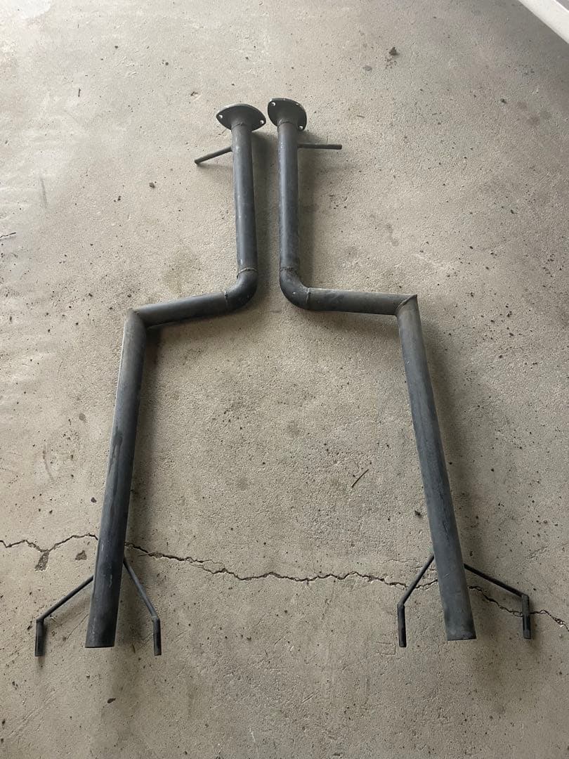 ひろ　レクサスLS460 リアストレートマフラー