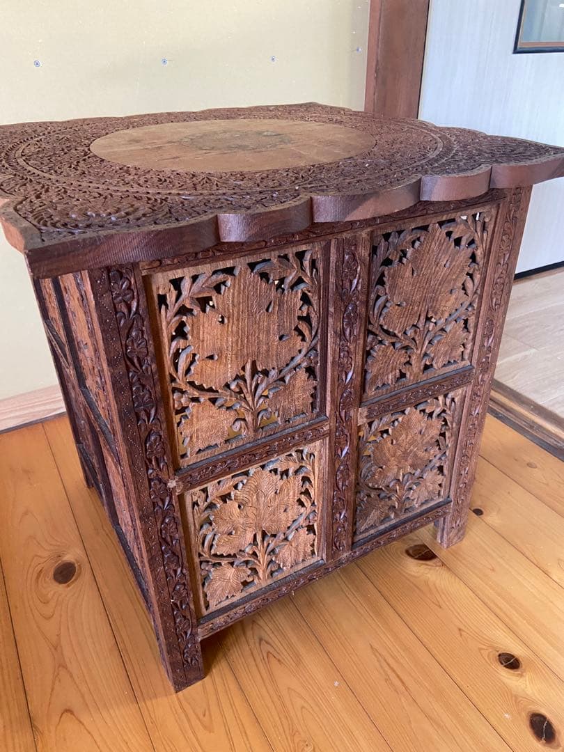 【最終価格】アジアンテイストテーブル