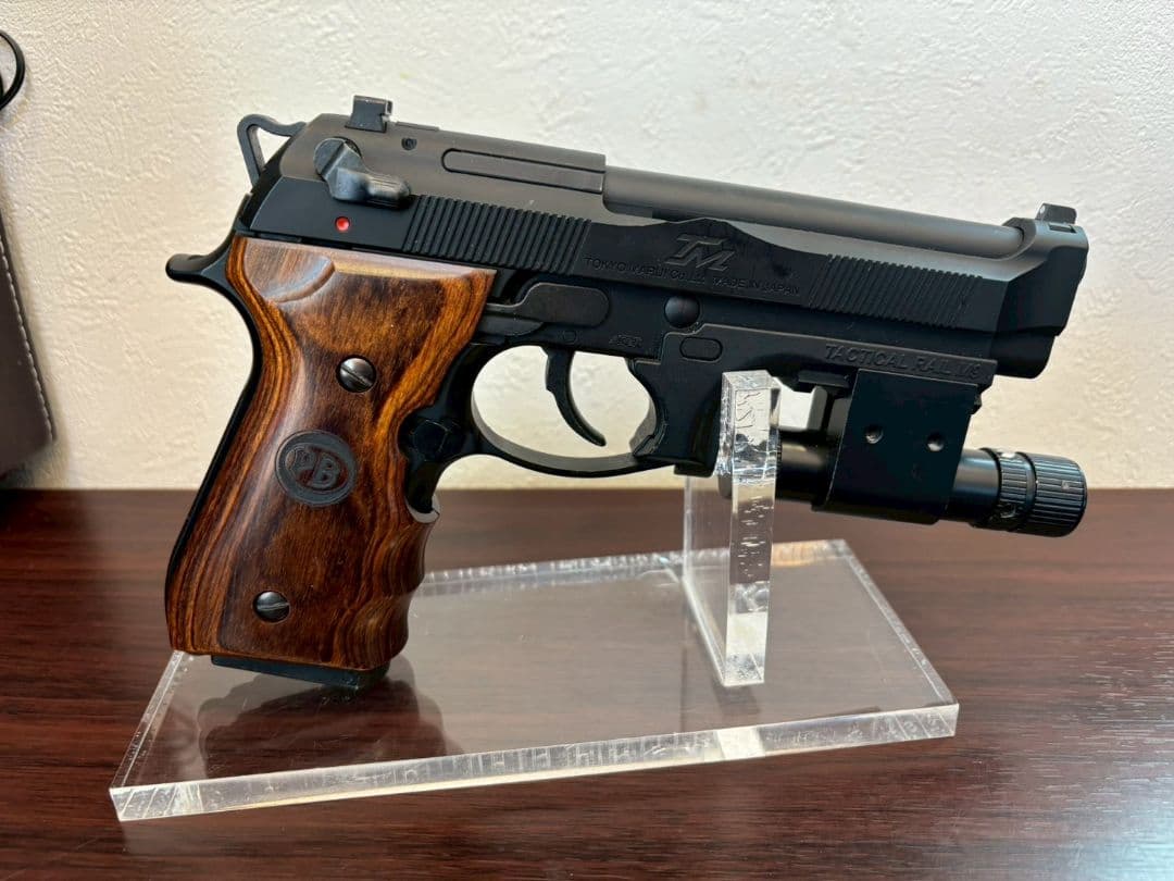 【希少】マルイ TACTICAL MASTER M92F レーザーサイト付