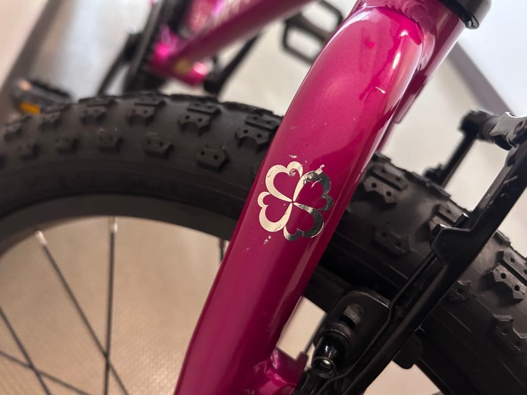 【直接受渡】ヨツバサイクル　20インチ　クリスタルピンク