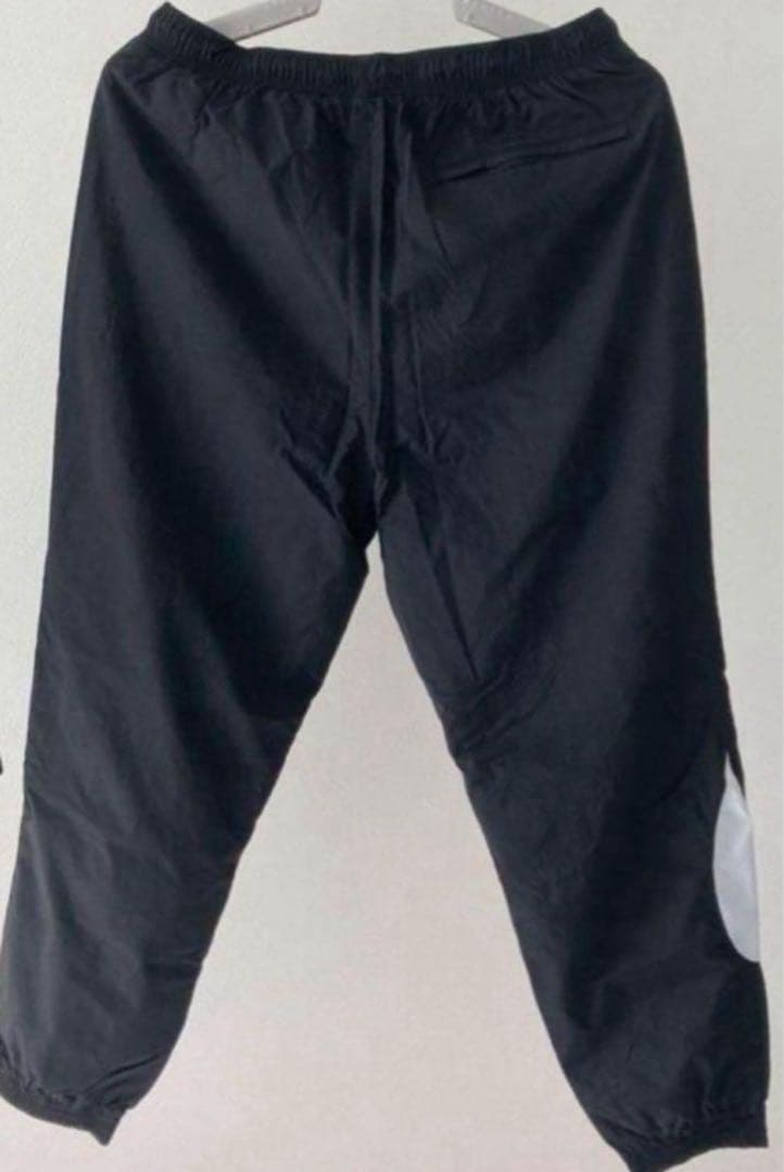 ☆新品タグ付☆ S NIKE ビッグスウッシュ ウーブンパンツ　ブラック　黒