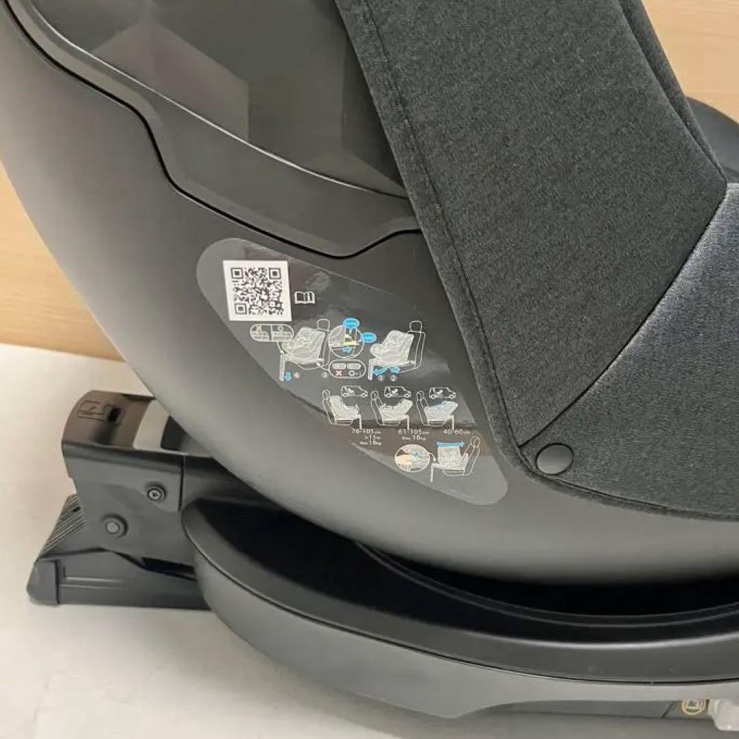 【美品】Combi チャイルドシート クルムーヴシリーズ　　R129 ブラック