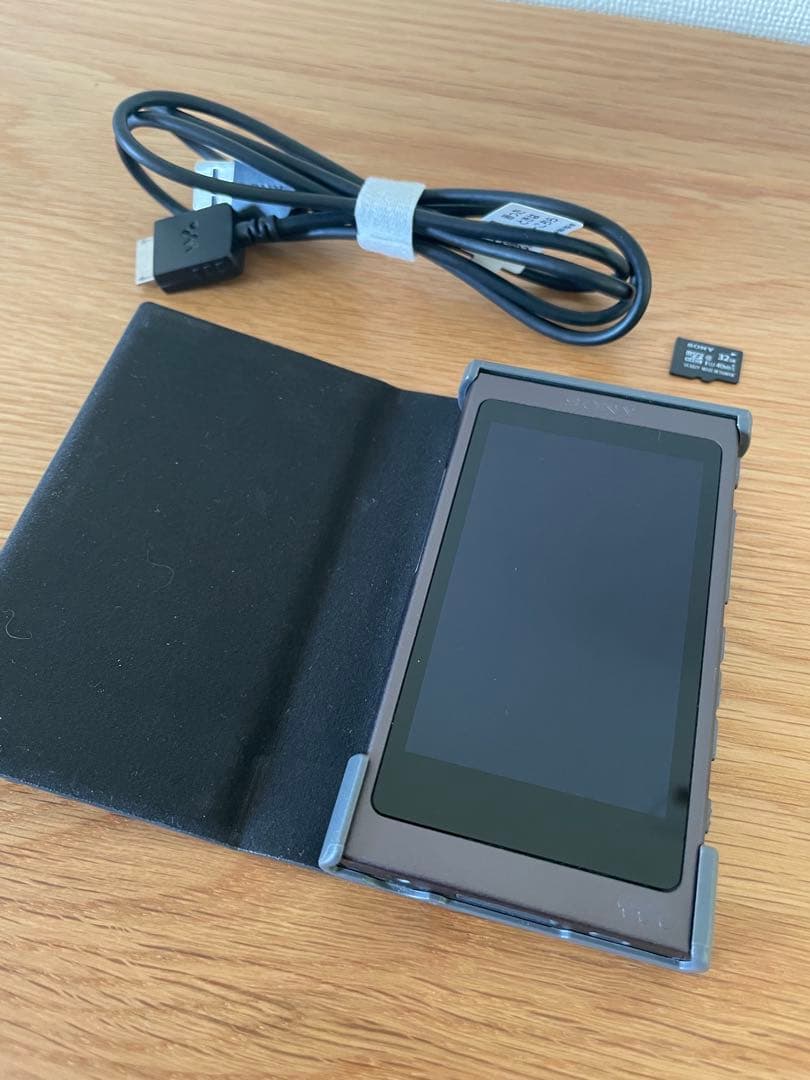 SONY WALKMAN NW-A45 32GBカード付き