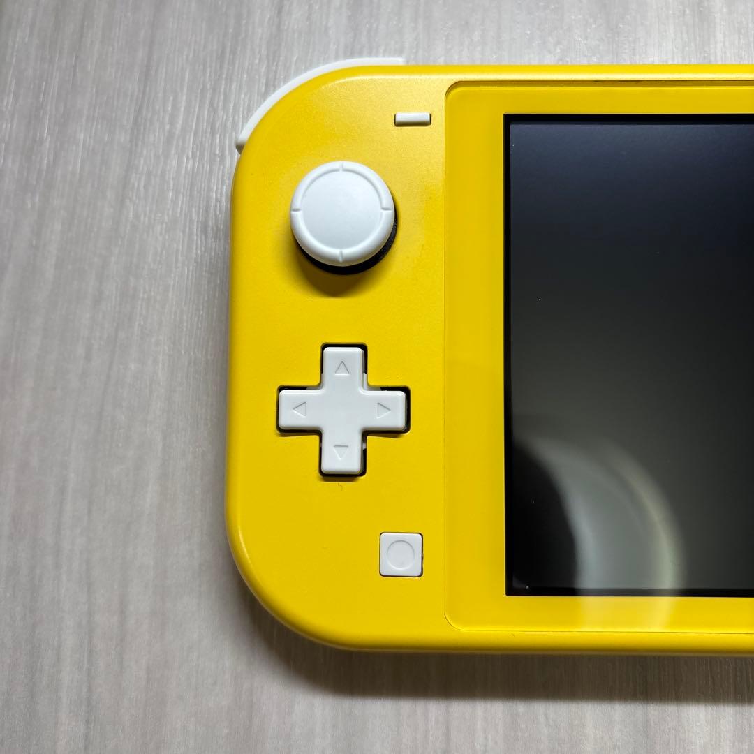 Nintendo Switch Lite ニンテンドースイッチライト イエロー