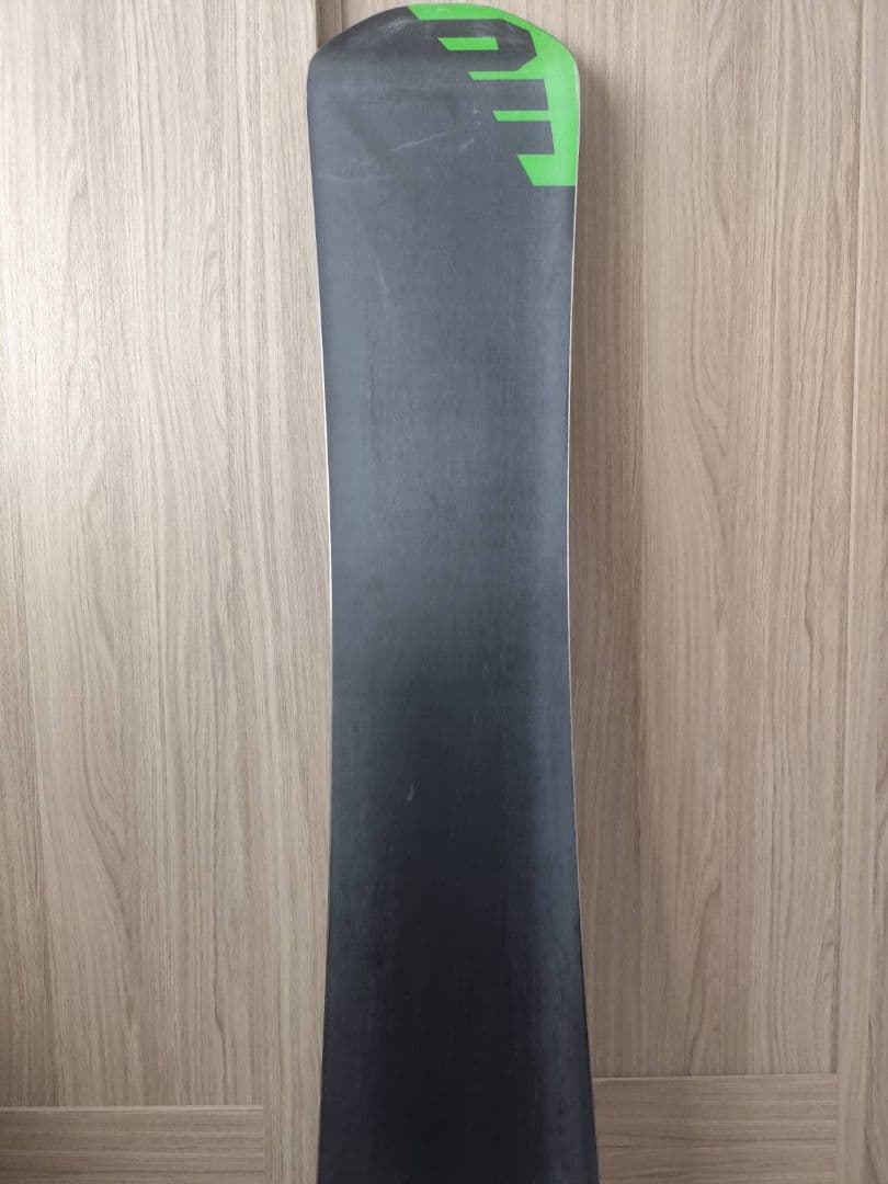 011 Artistic FLAT KING 148cm スノーボード