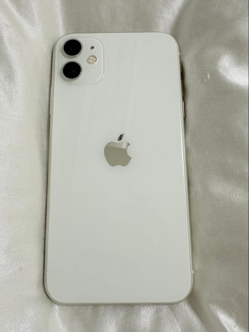 Apple iPhone 11 ホワイト 256GB SIMフリー