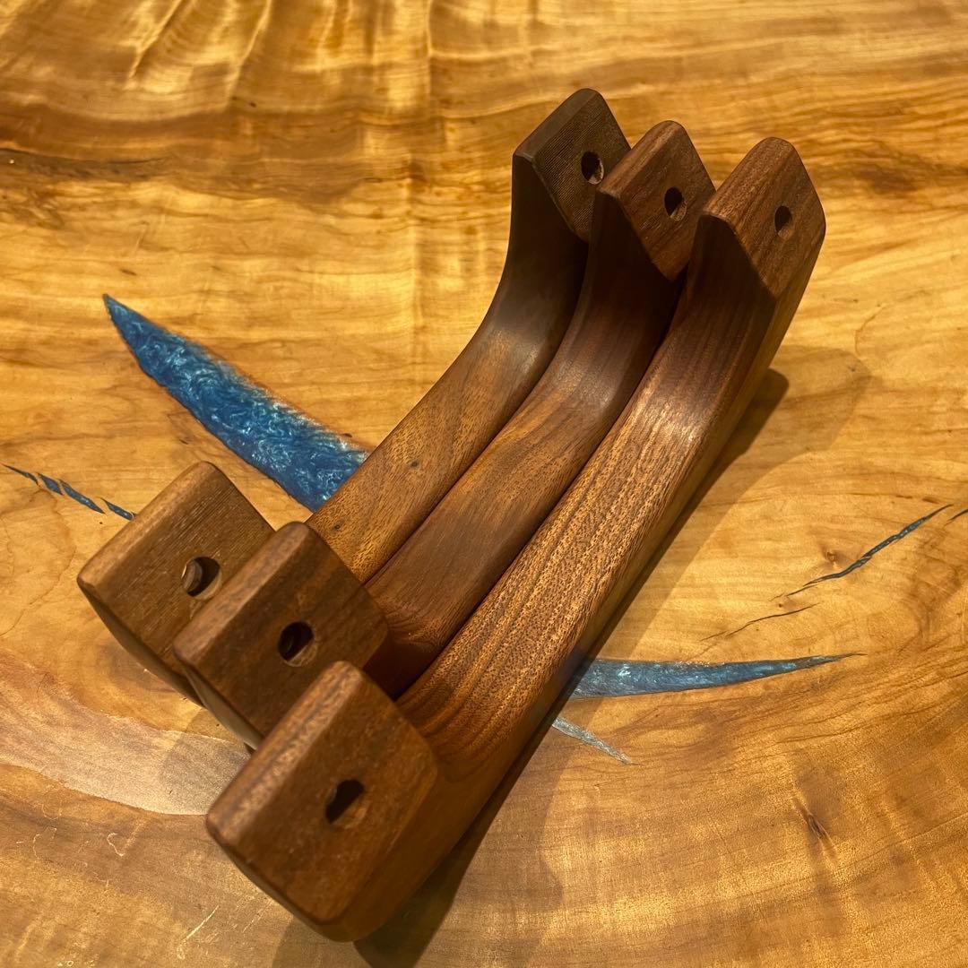 キャラバンE26 ウォールナットアシストグリップ　３点セット