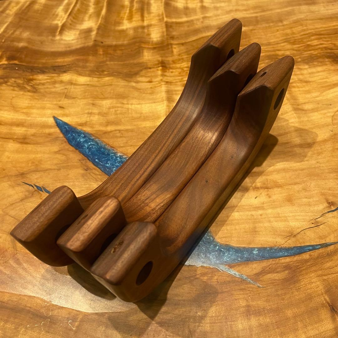 キャラバンE26 ウォールナットアシストグリップ　３点セット