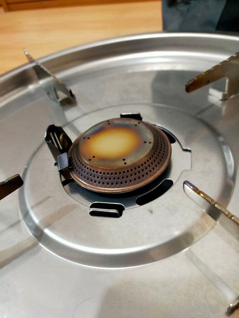 スノーピーク 鉄板焼エンバーナー +ギアコンテナ＋まな板＋ガス缶燃料