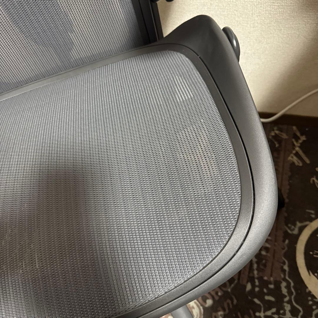 ハーマンミラー アーロンチェア　リマスタードBサイズ 2022年製