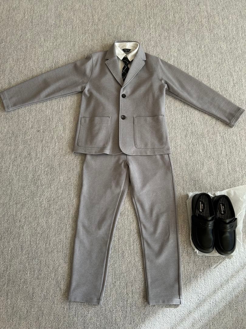 ikka コムサイズム　ムーンスター　フォーマルセット　140