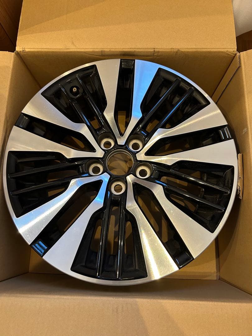 トヨタ・アルファード/ヴェルファイア30系後期モデルの純正アルミホイール　1本