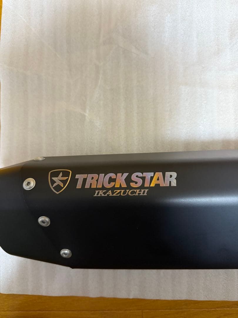 TRICK STAR IKAZUCHI ZX4R政府認証スリップオンマフラー