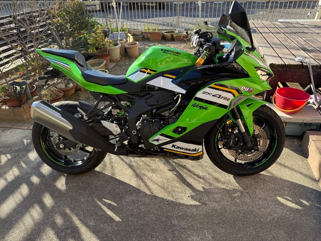 TRICK STAR IKAZUCHI ZX4R政府認証スリップオンマフラー