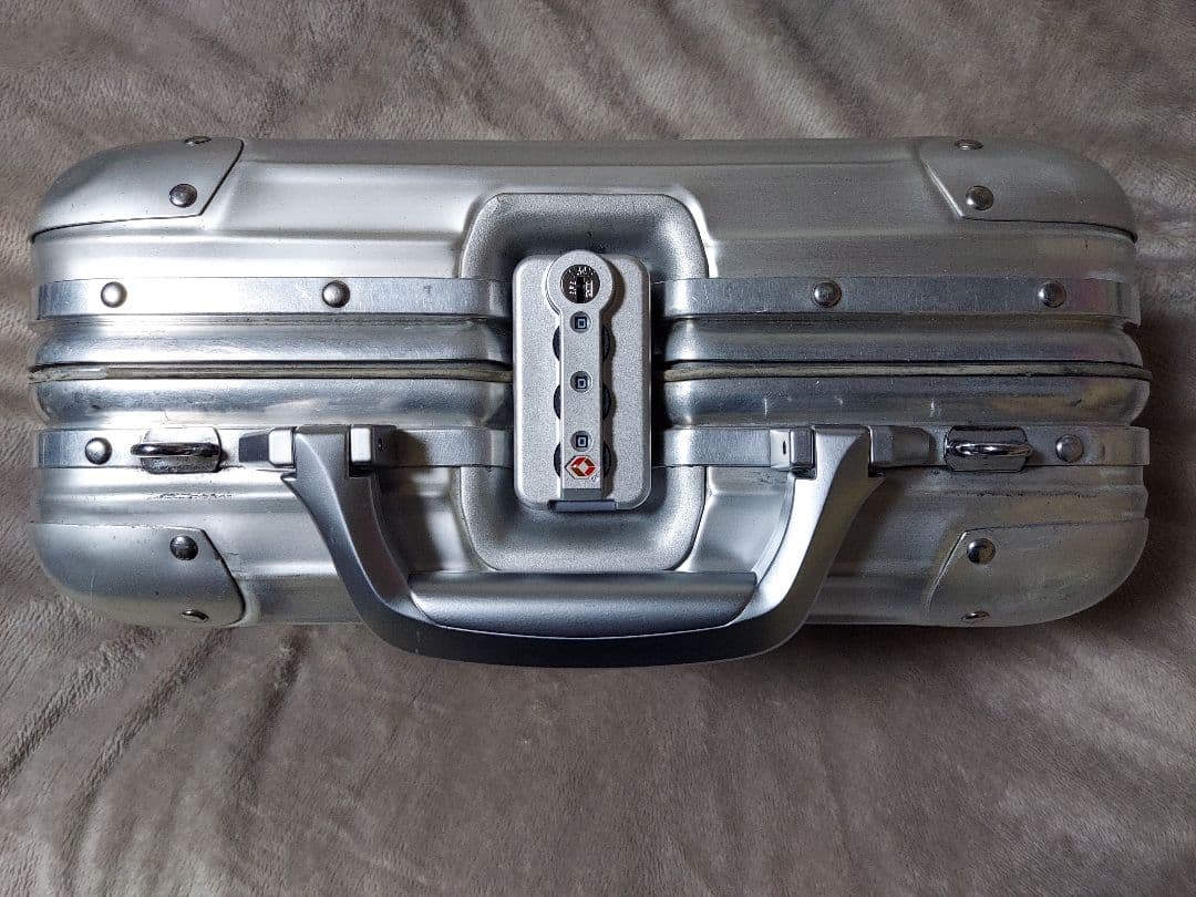 け*た様 RIMOWA リモワ ピッコロ2Wayショルダーハンドバック アルミ製