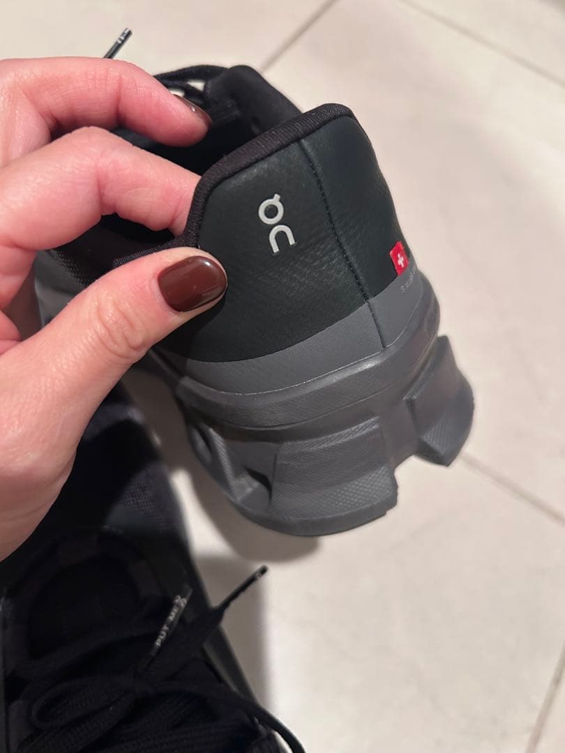 (美品)お値下げ中　On クラウドモンスター　ブラック シューズ　24.5cm