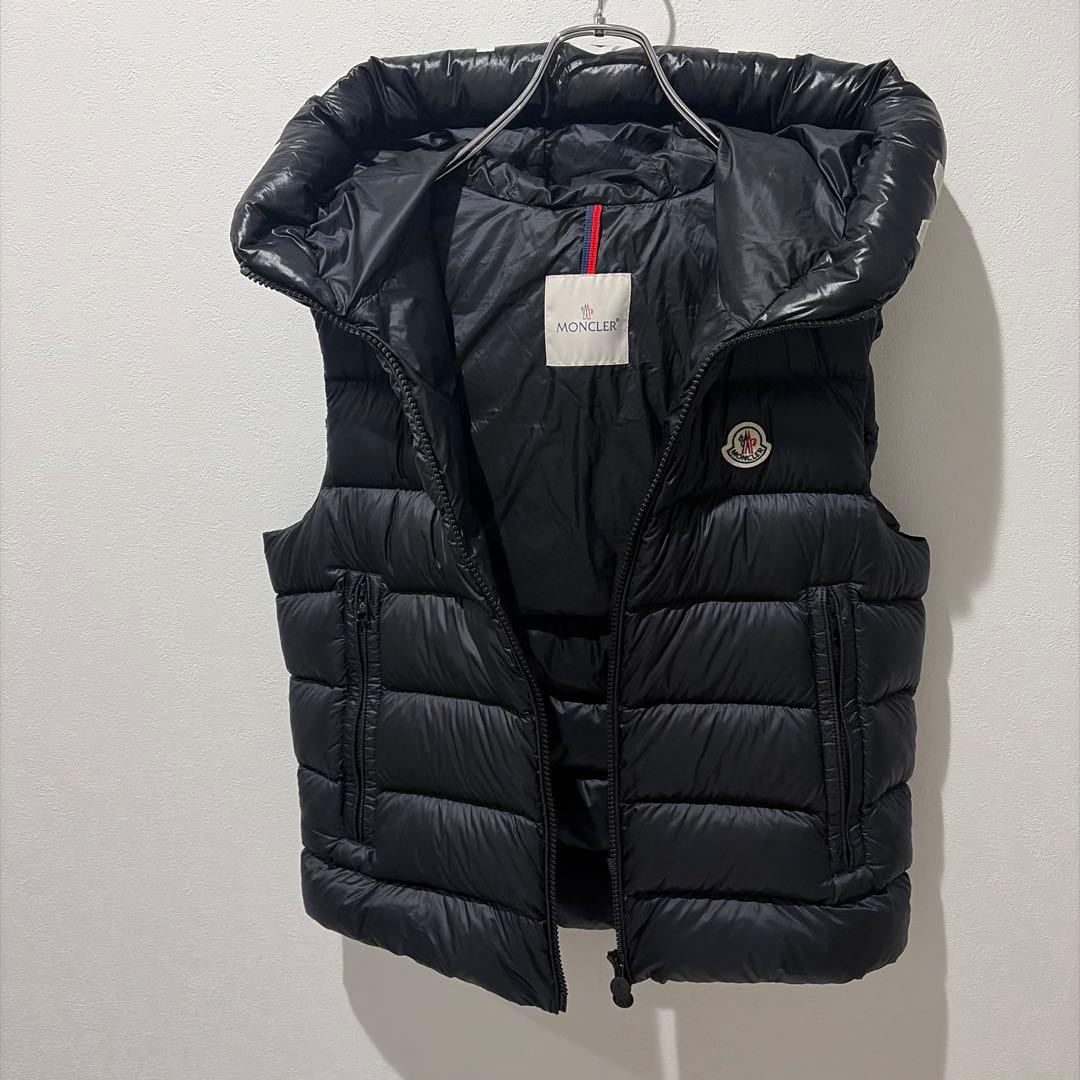 【極美品✨】モンクレール　ダウンベスト　モントレイユ　Lサイズ　黒　国内正規品
