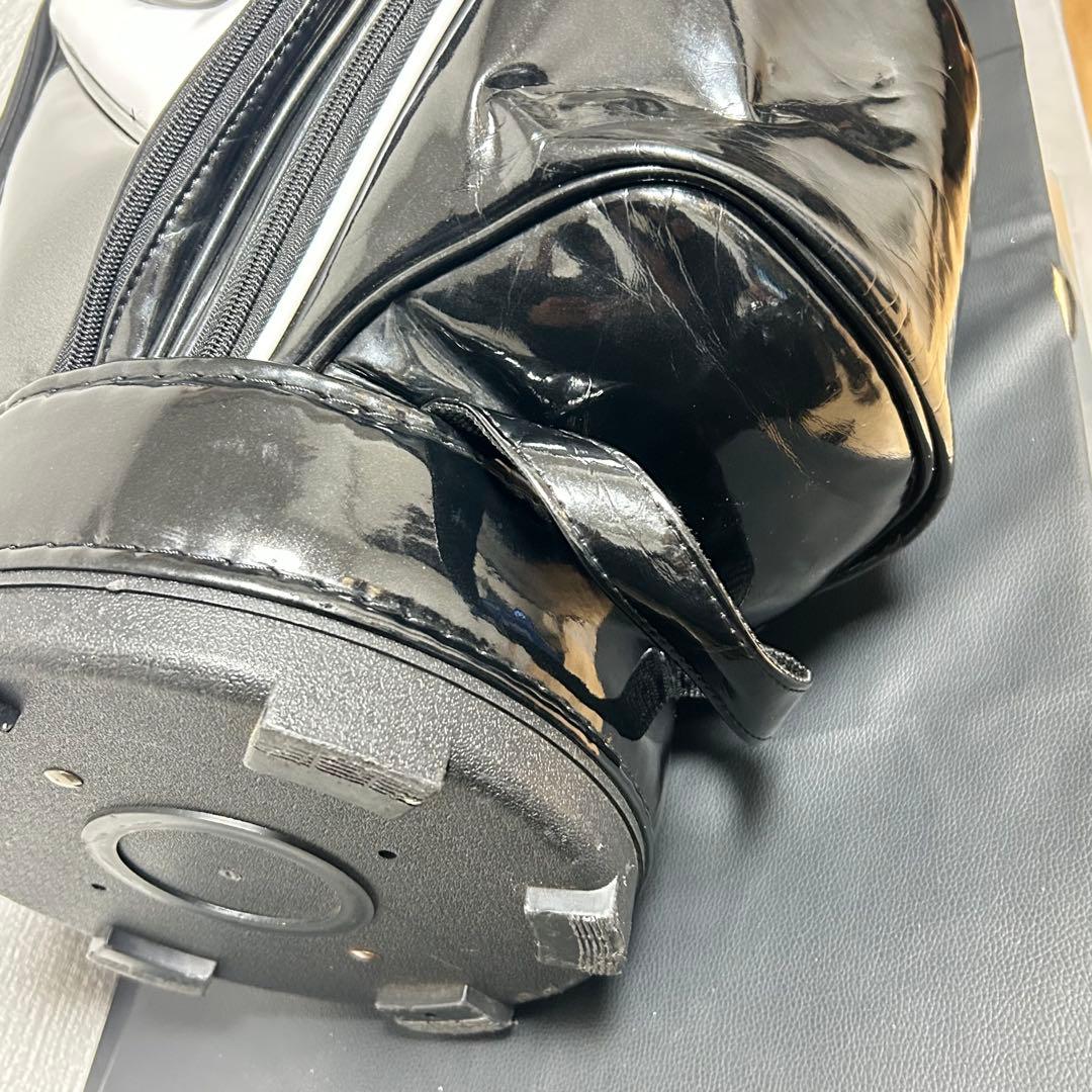 キャロウェイ　キャディバッグ　ブラック×ホワイト　エナメル　9.5型