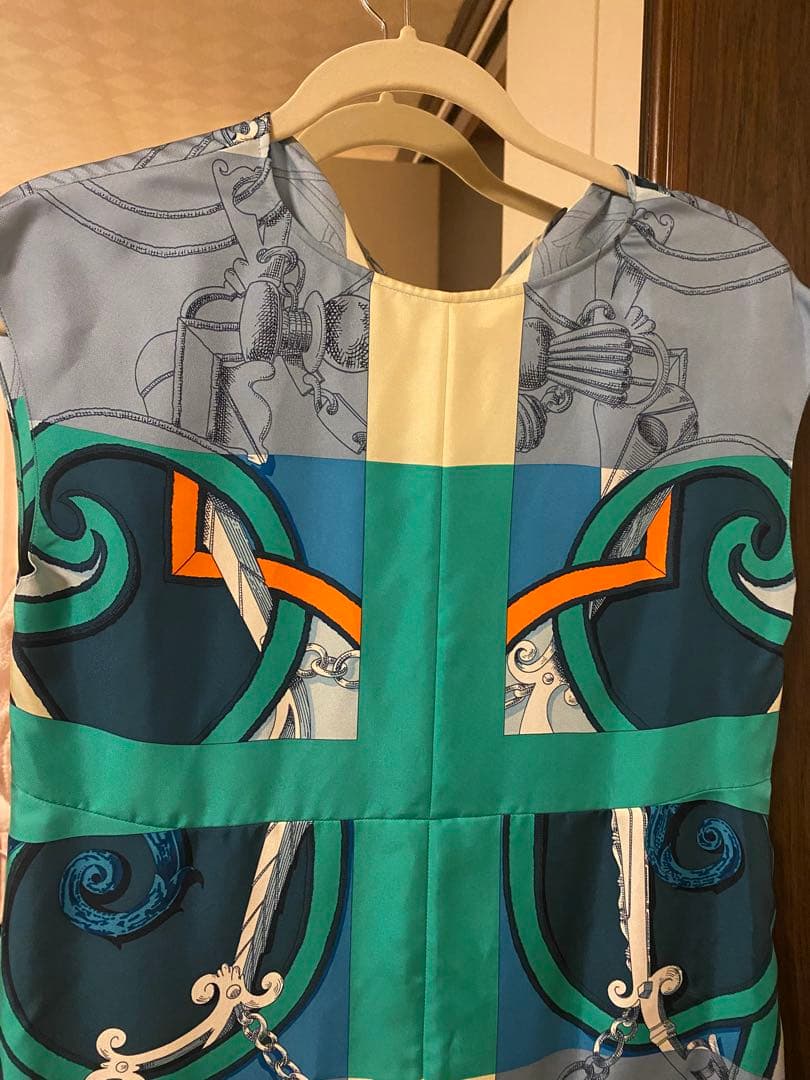 【本日お値引き中】美品　hermes エルメス ワンピース　ブルー