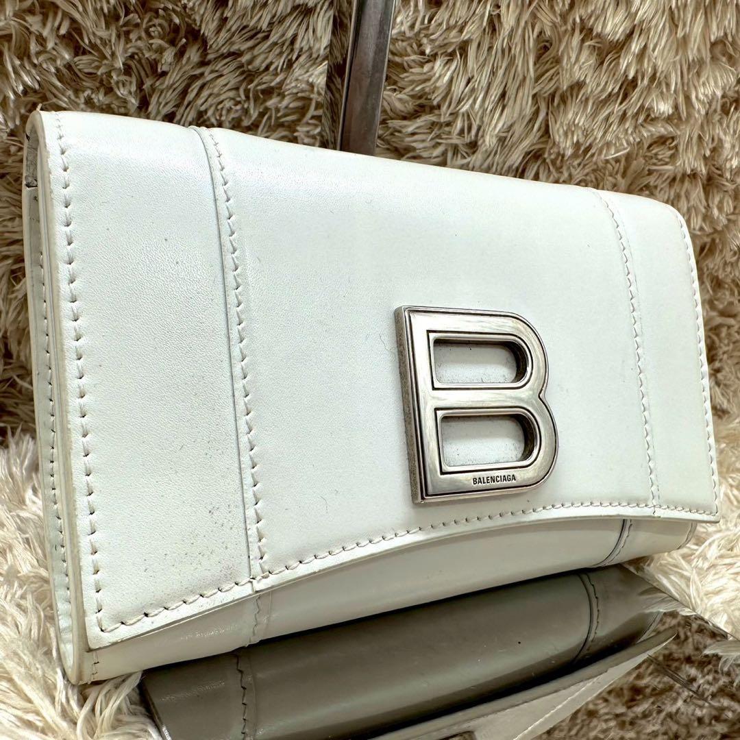 【美品】バレンシアガ 二つ折り財布 長財布 ホワイト フラップ アワーグラス