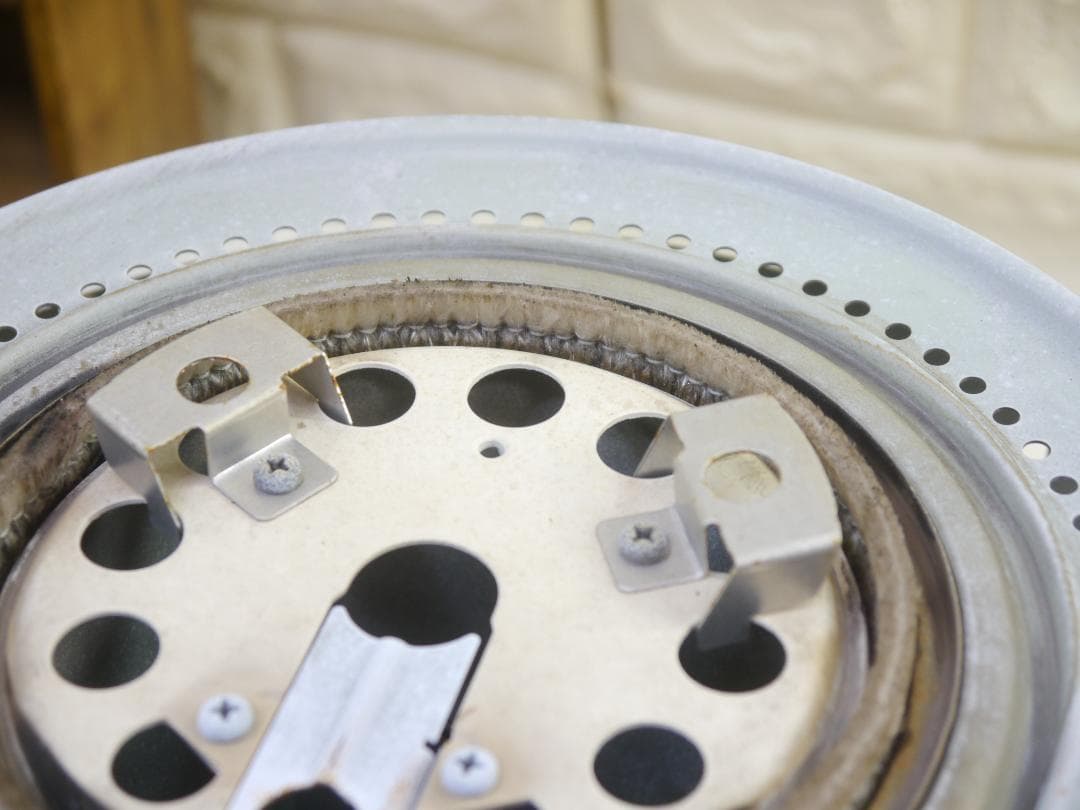 送料込み◆2013⑥◆コロナ　灯油ストーブ 円筒形 ホワイト